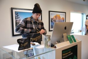 Delivery Person / Budtender Is Needed In The Original FARM – Victoria, BC